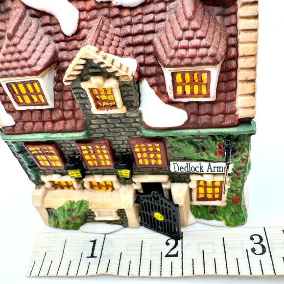 Charles Dickens Heritage Dedlock Arms Ornament 1994 Collectors Edition Porcelain - Picture 3 of 8